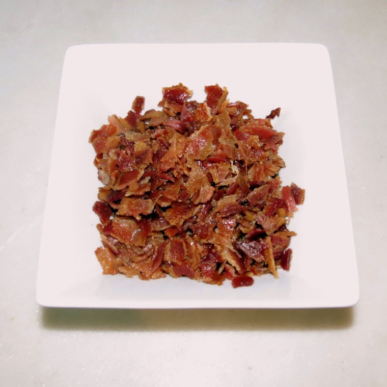 Bacon-Covered Crock-Pot Mac &amp; Cheese - Bacon bits