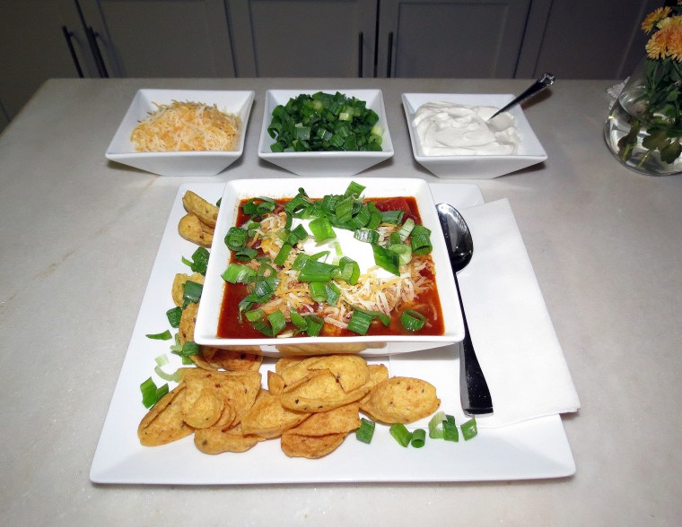 Crock-Pot Turkey Chili - Finished with toppings.JPG